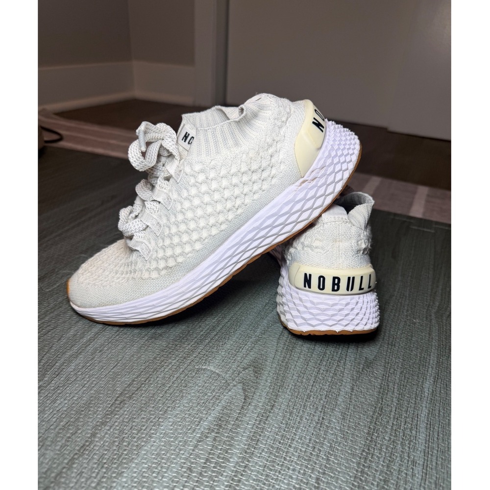 NOBULL Knit Runner Women White Gum Sole Athletic Training Sneakers Shoes 7.5